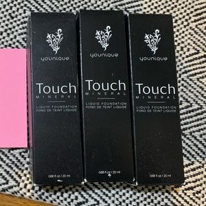 Younique liquid foundation old formula